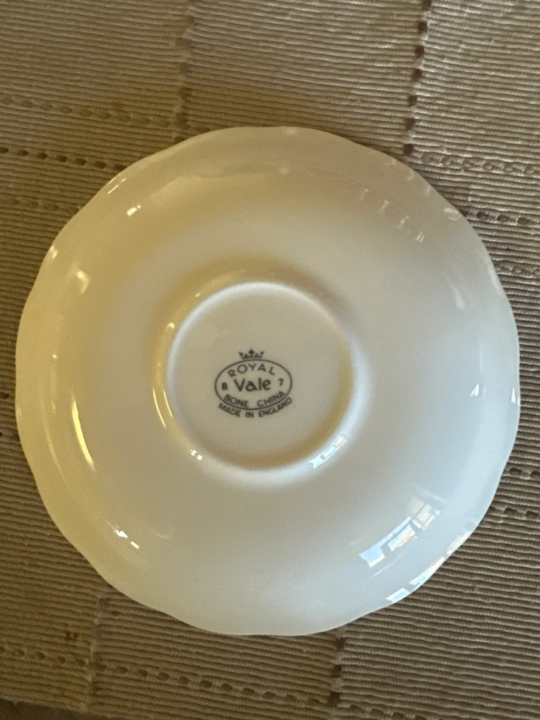 Royal Vale Bone China Saucer image indicator(2)