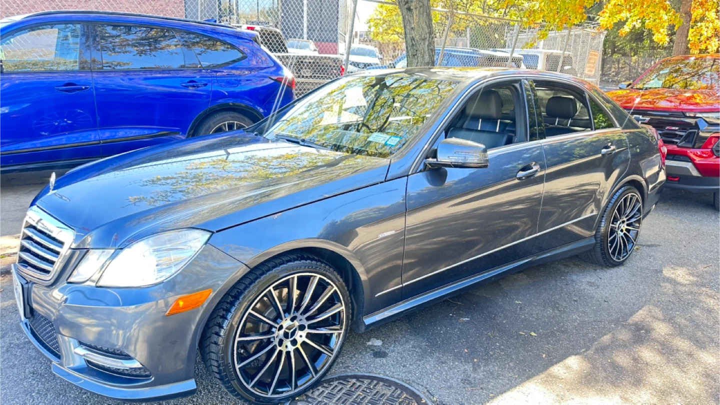 2012 Mercedes-Benz E350 Gray Sedan