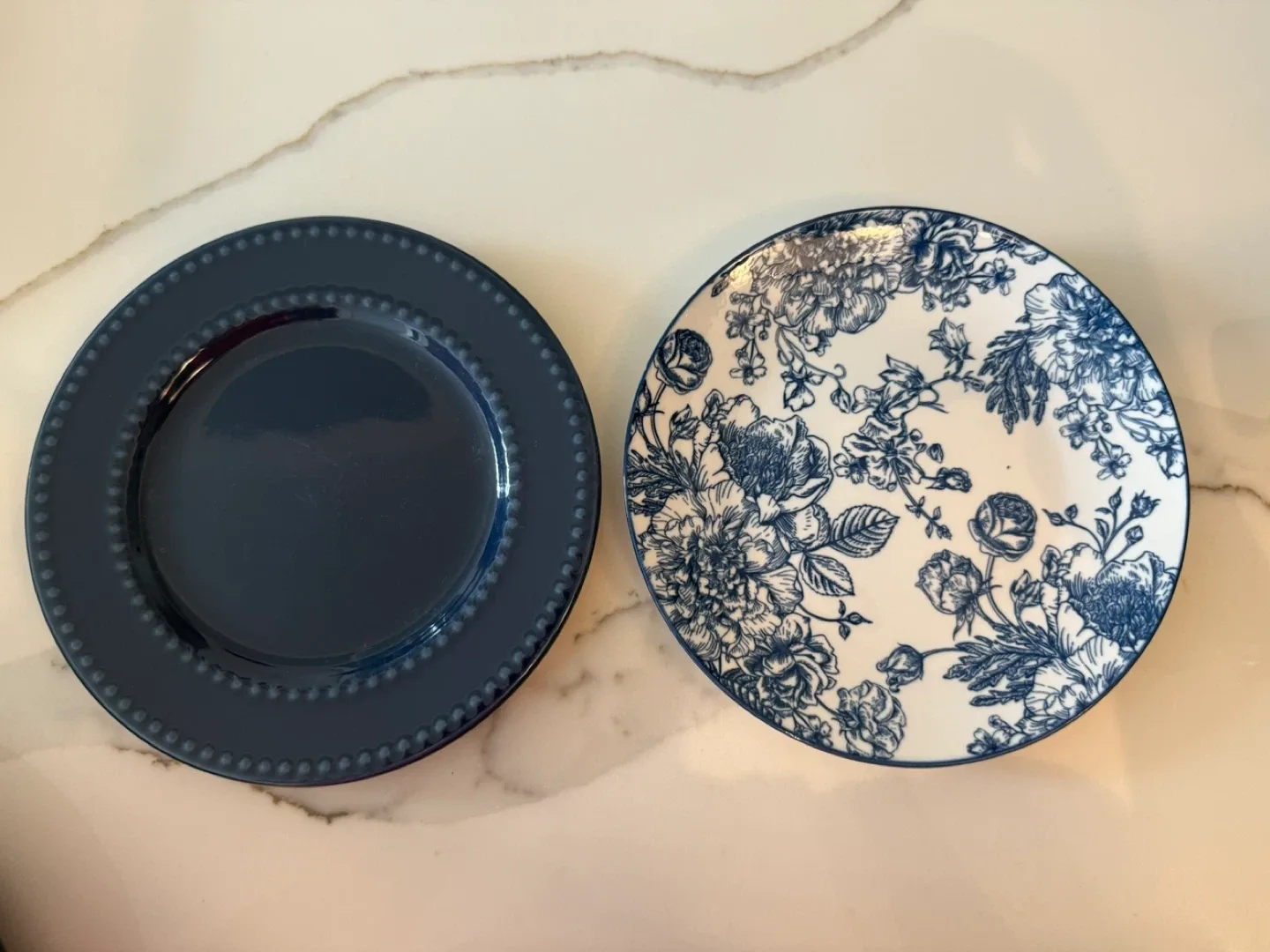 Dinnerware Set - Floral & Solid Blue image indicator(3)