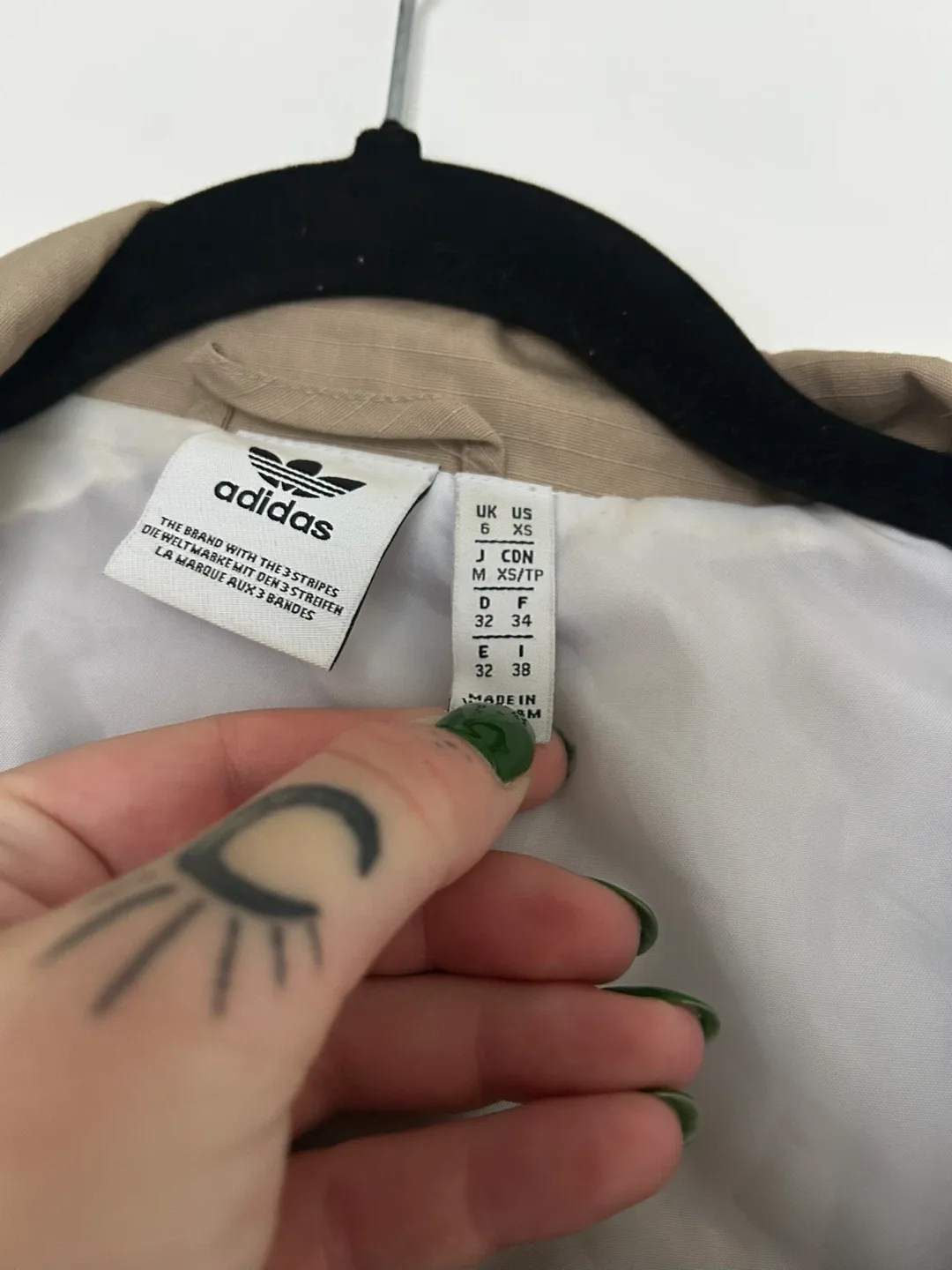 Women jackets image indicator(2)