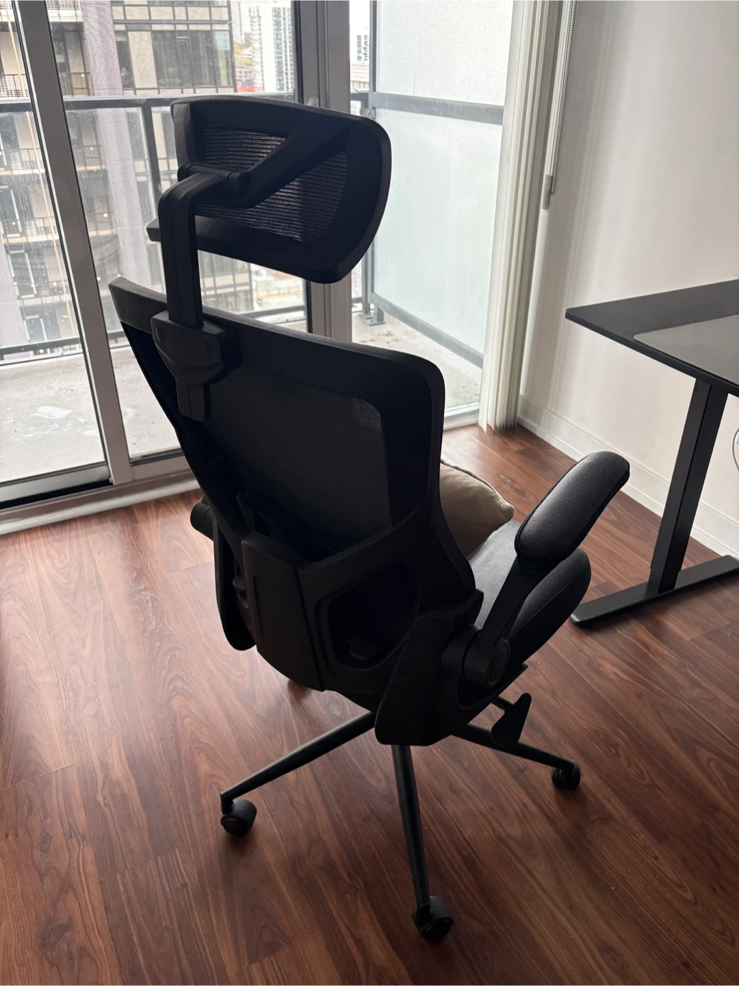 Office Chair - photo 2