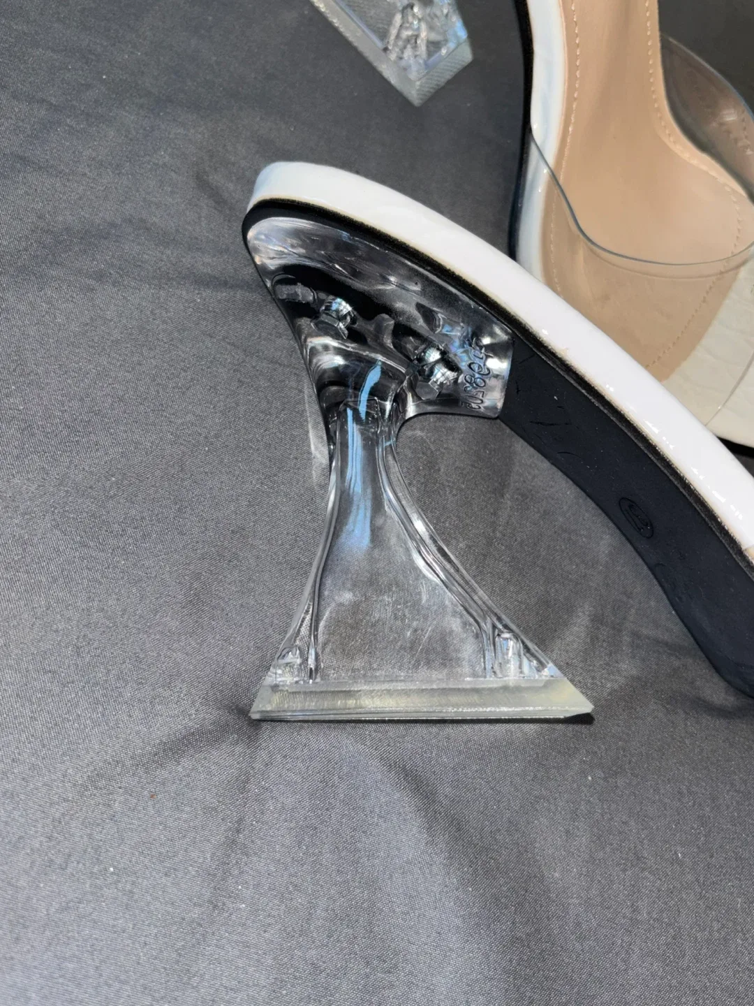 White Heels - Size 37 / US size 6.5 image indicator(4)