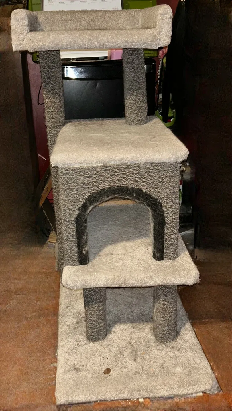 Grey Cat Tree with “Condo” image indicator(3)