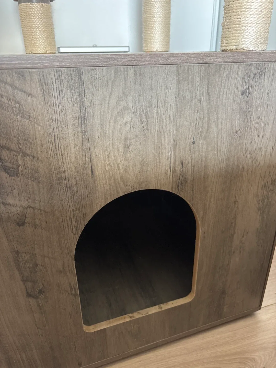 Cat Tree with Enclosed litter box space image indicator(4)