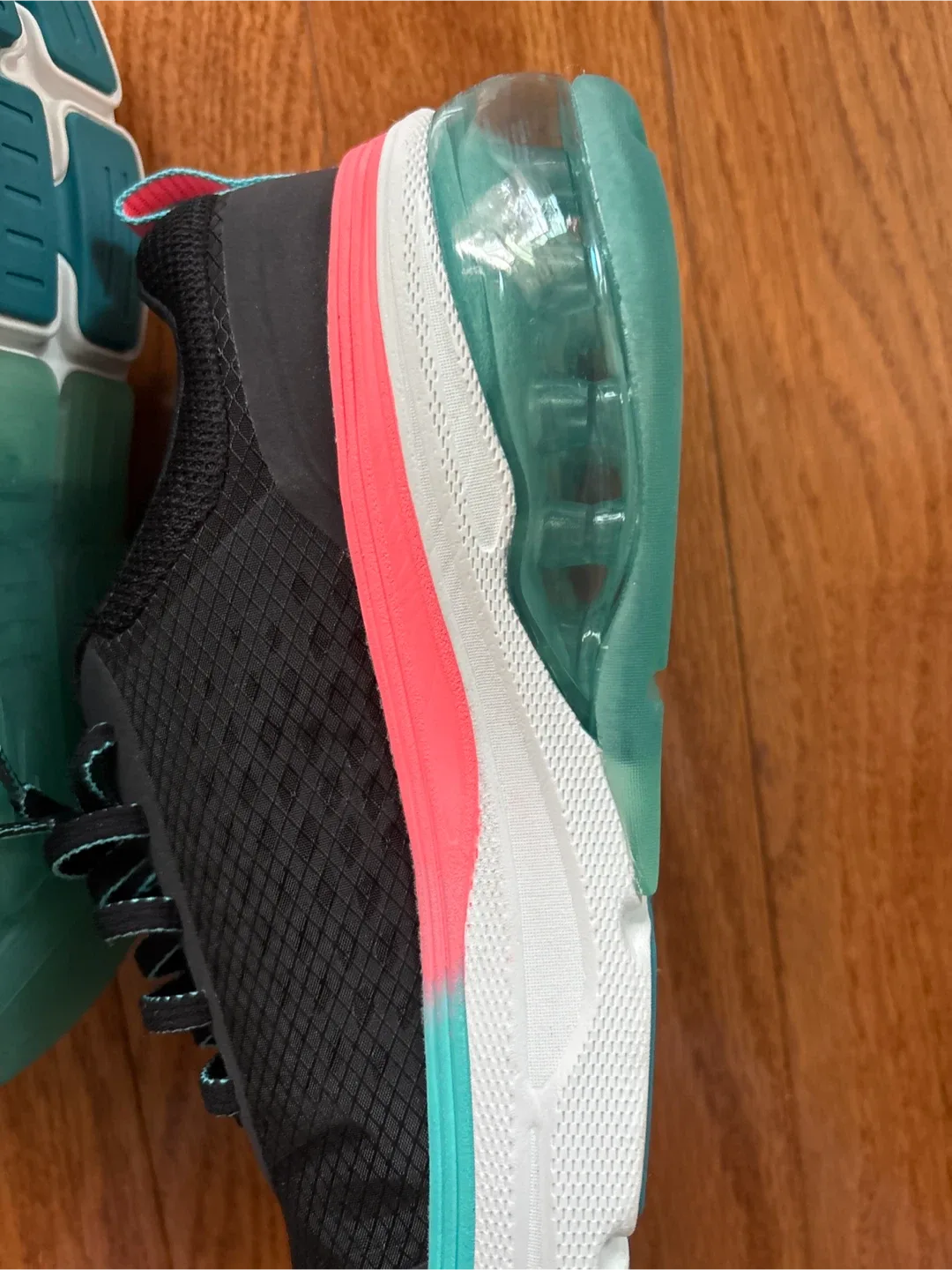 Skechers Air Cooled Shoes Size 7.5 image indicator(3)