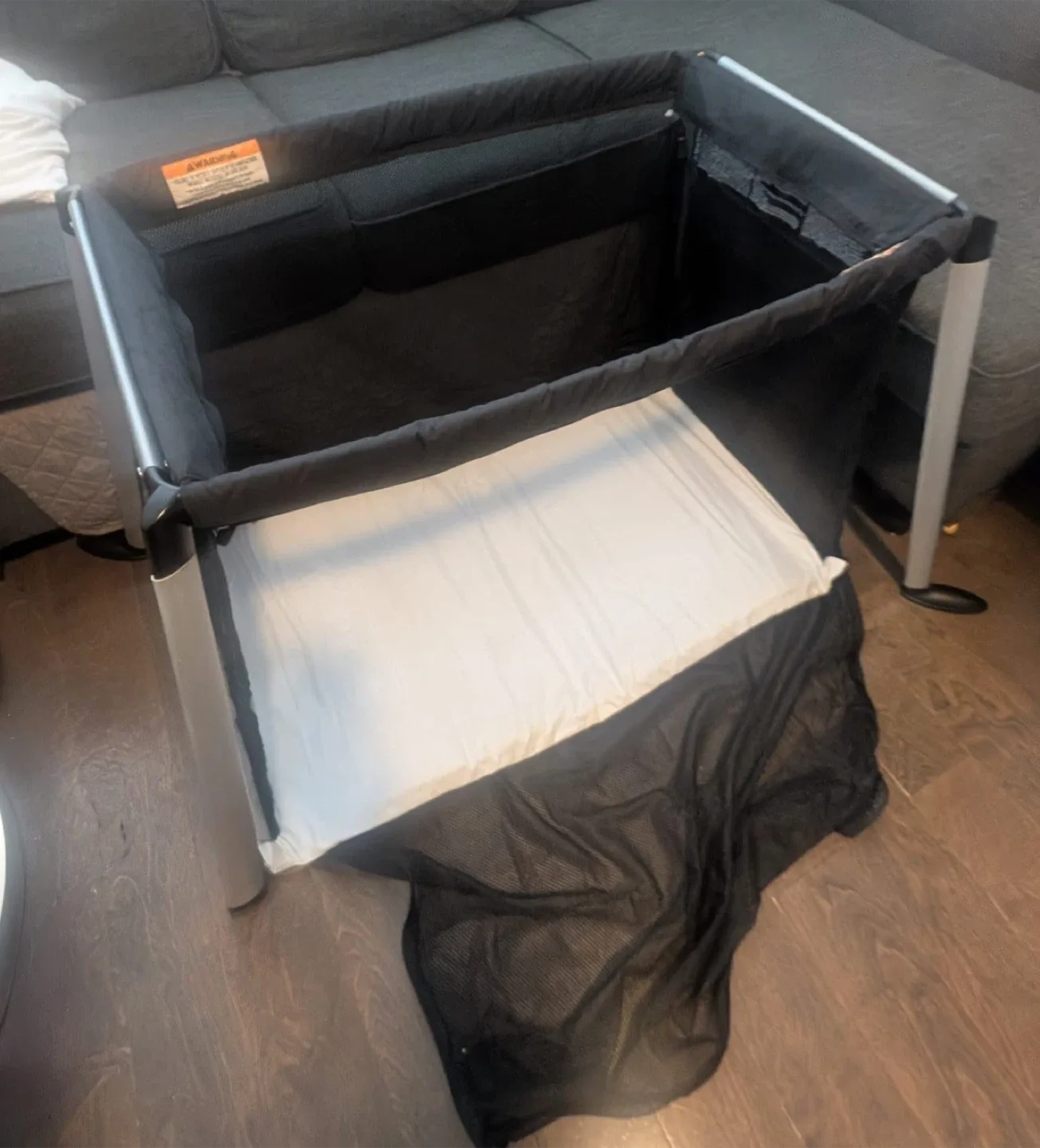 Phil & Teds Traveller Portable Crib image indicator(2)