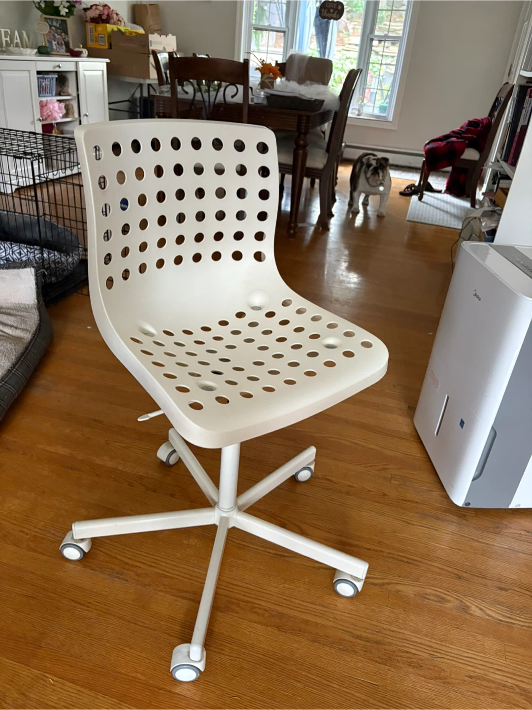IKEA Skalberg Swivel Chair - White