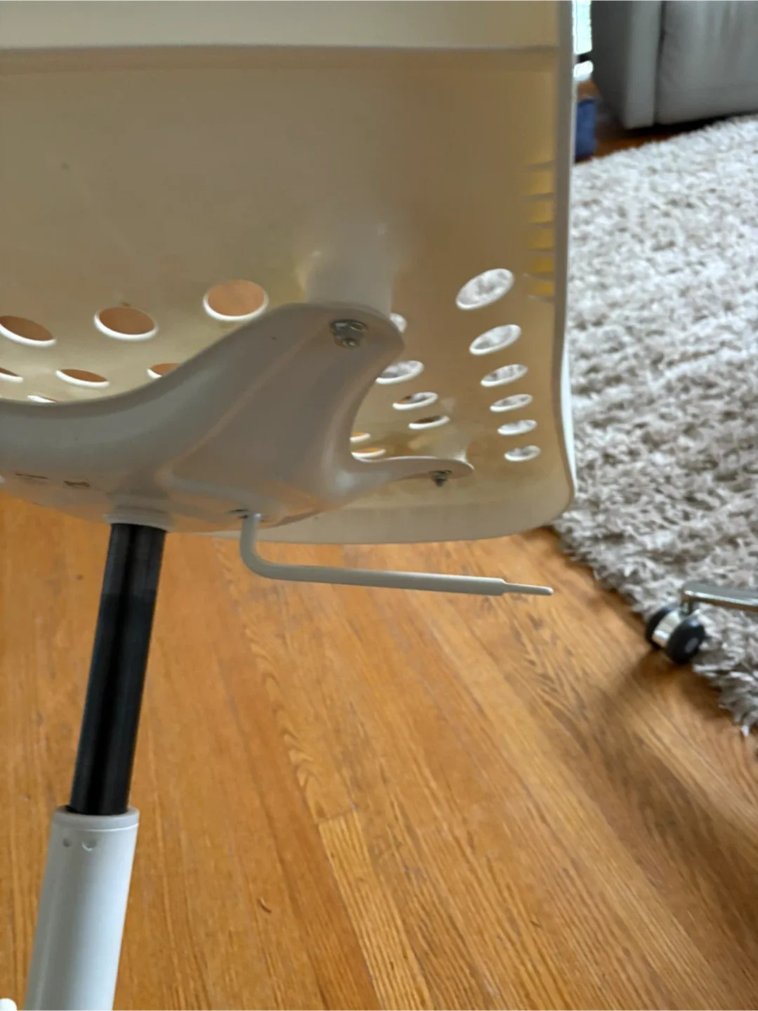 IKEA Skalberg Swivel Chair - White image indicator(5)