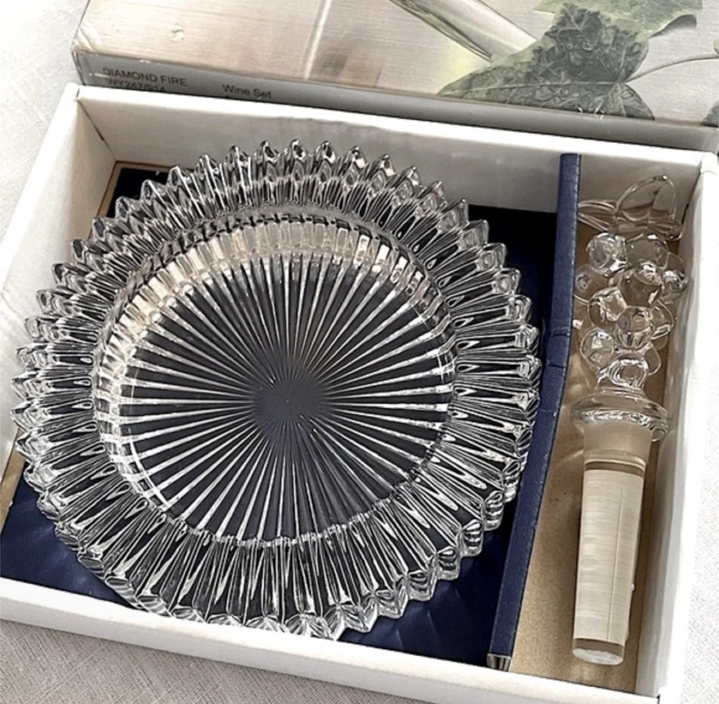 NEW Mikasa Diamond Fire Wine Coaster & Stopper image indicator(5)