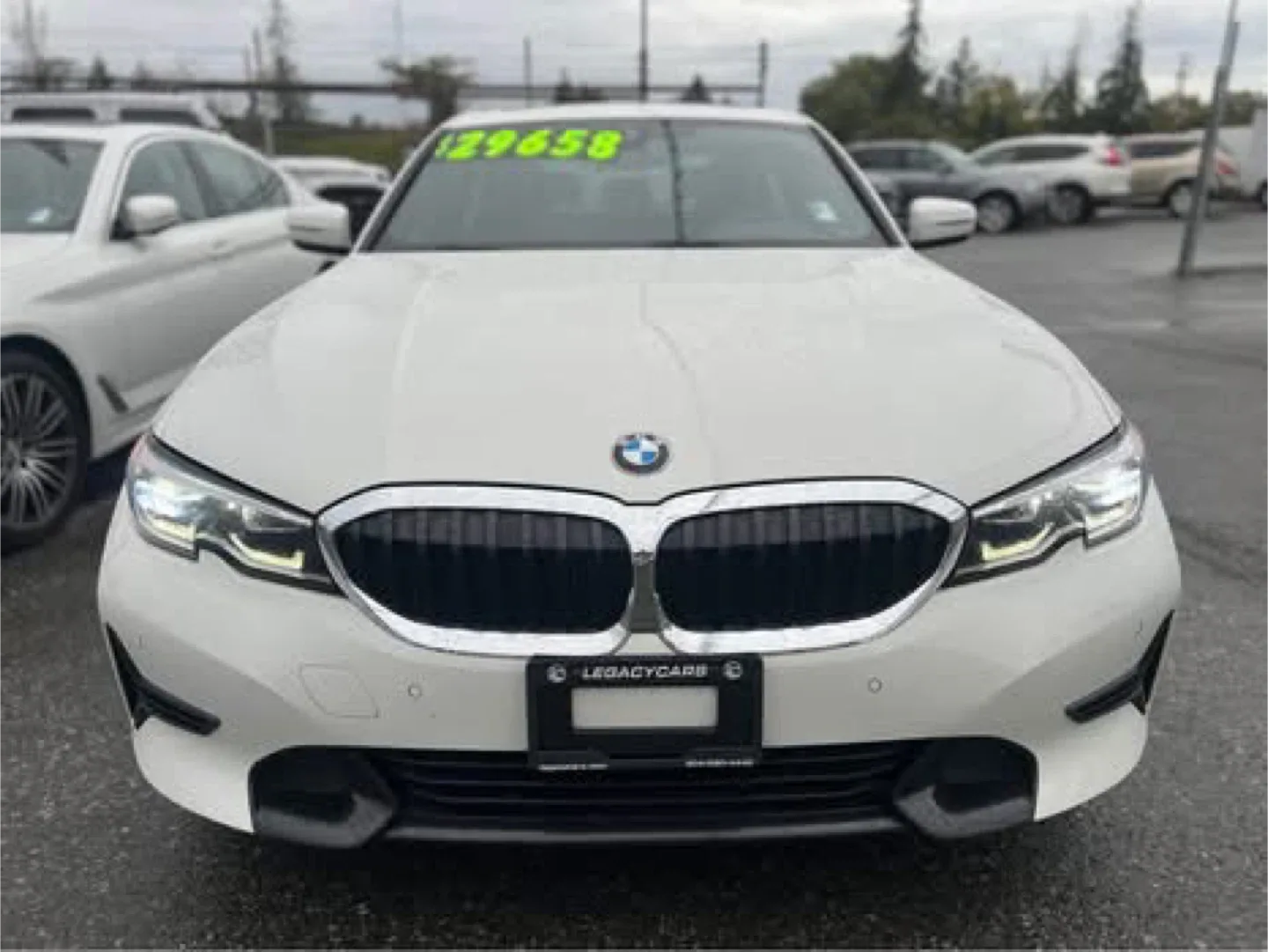 BMW 330i xDrive image indicator(2)