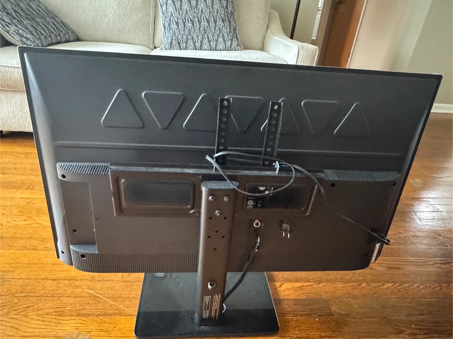 TCL Roku TV 40 inch + TV stand