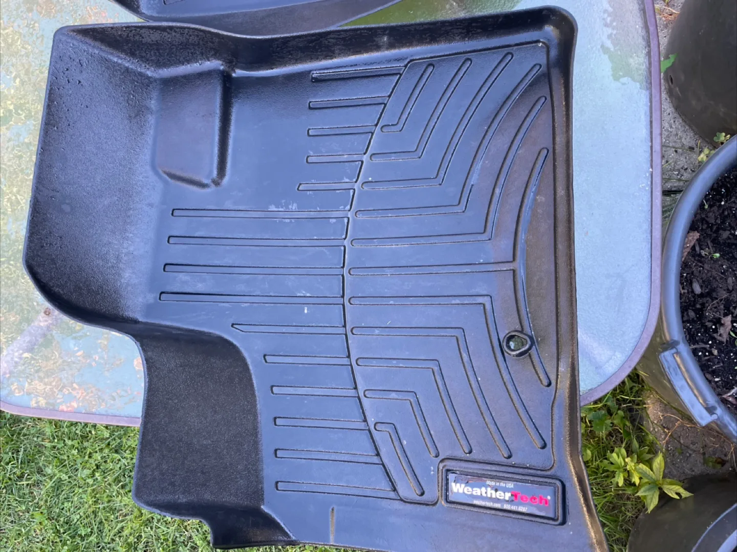 WeatherTech Dodge Grand Caravan FloorLiners image indicator(4)