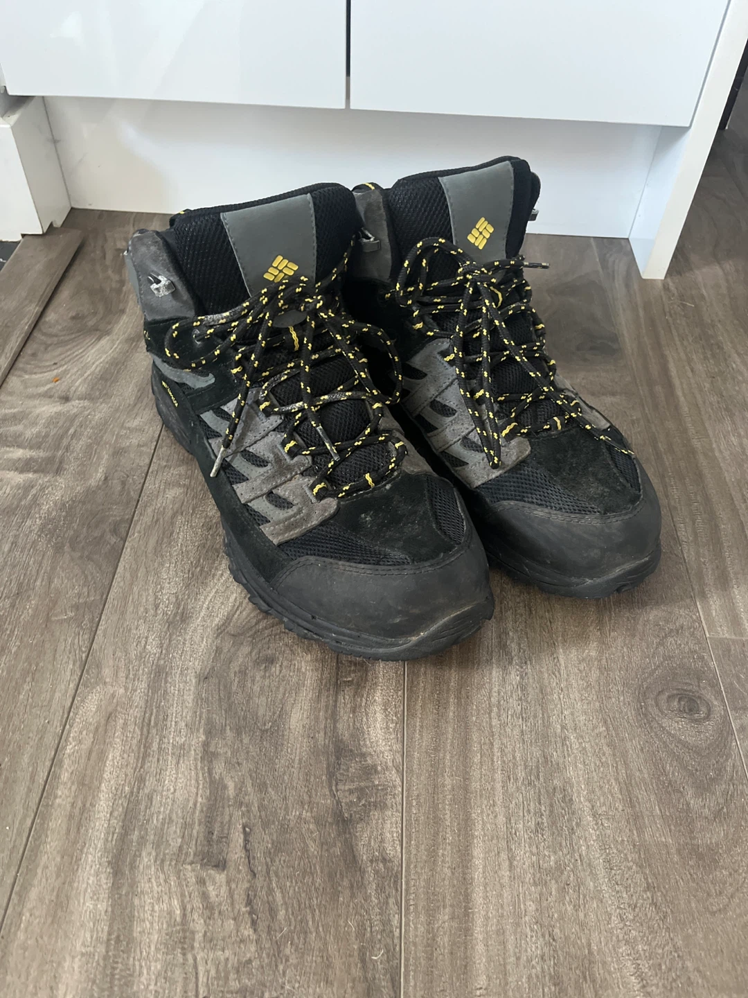 COLUMBIA Men’s Hiking Boots