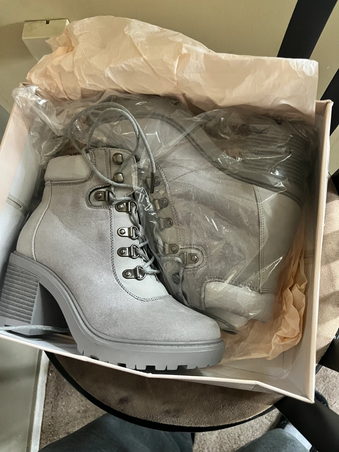 JustFab Gray Heeled Ankle Boots, Size 5.5