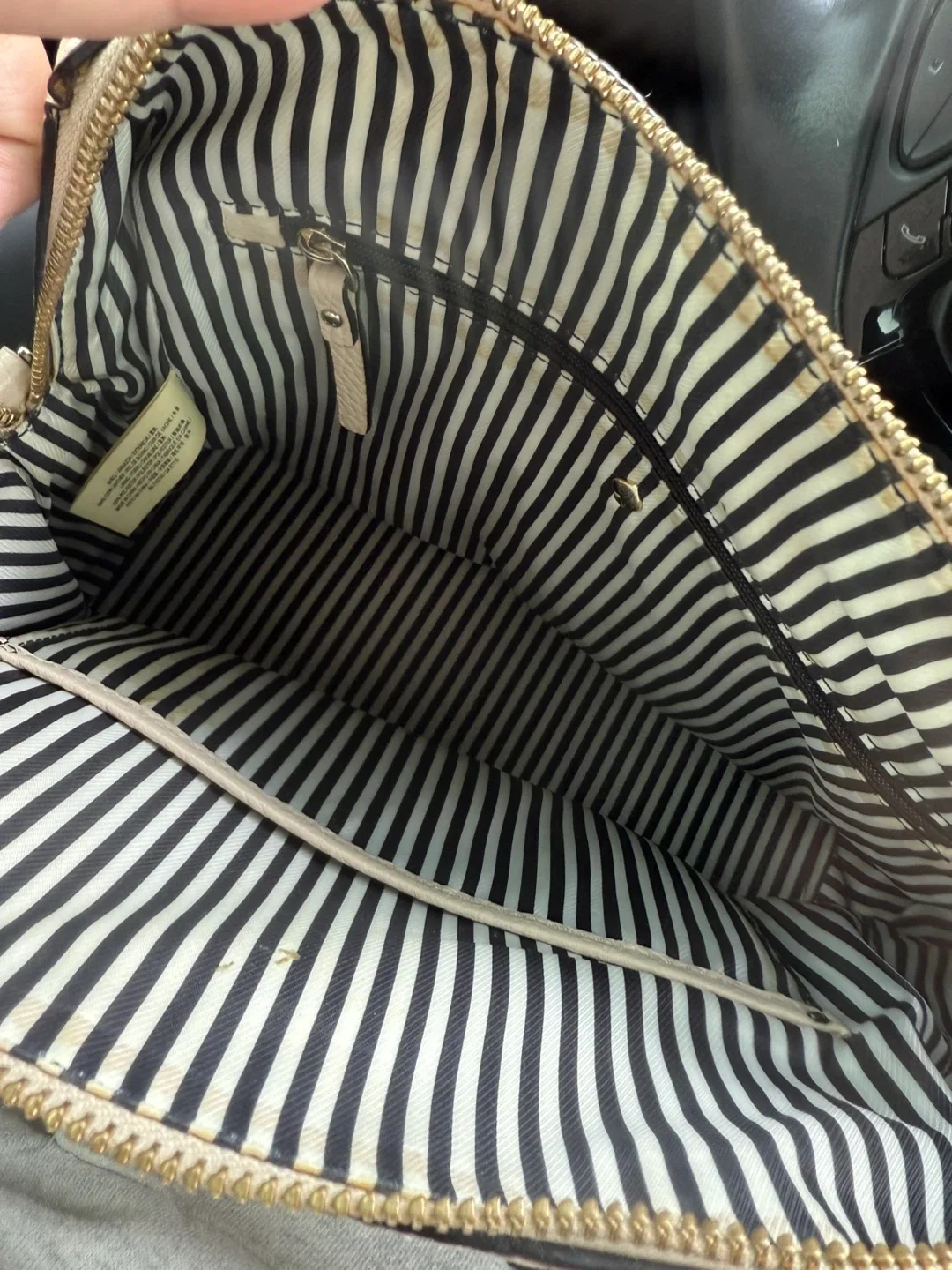 Kate Spade Handbag image indicator(2)