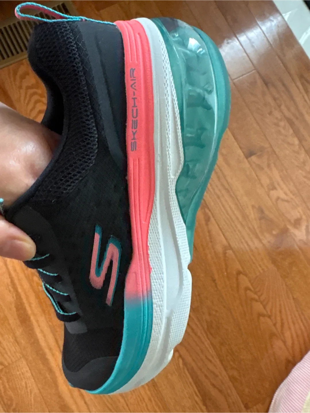 Skechers Air Cooled Shoes Size 7.5 image indicator(4)