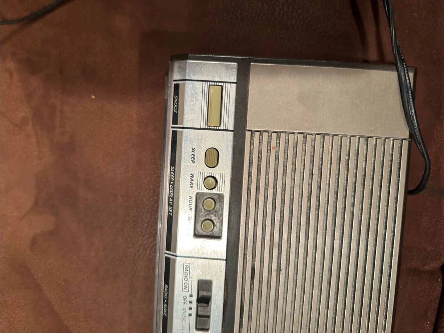 GE Digital Clock Radio - photo 5