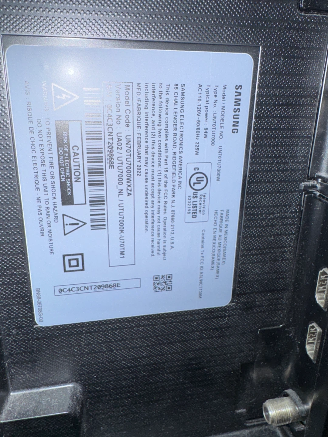 Samsung 70" 4K UHD Smart TV UN70TU7000 - photo 2