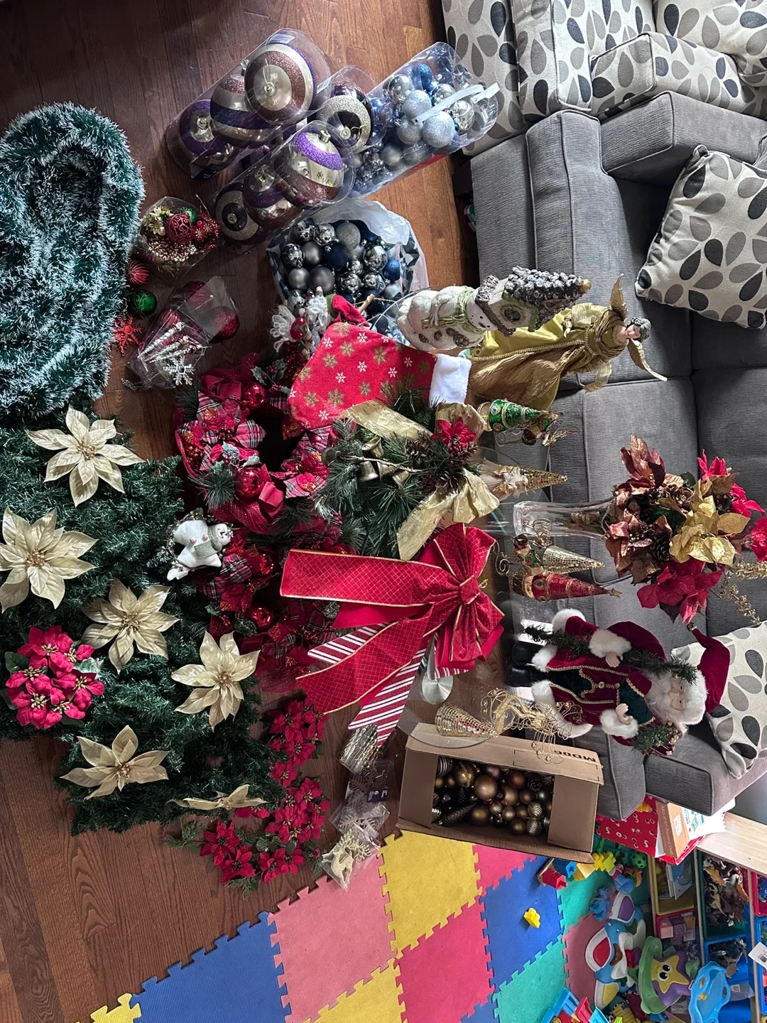 Christmas Decorations Bundle image indicator(6)