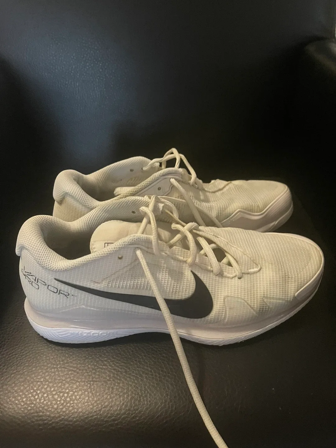 Nike Vapor Pro Tennis Shoes - US 10 image indicator(3)