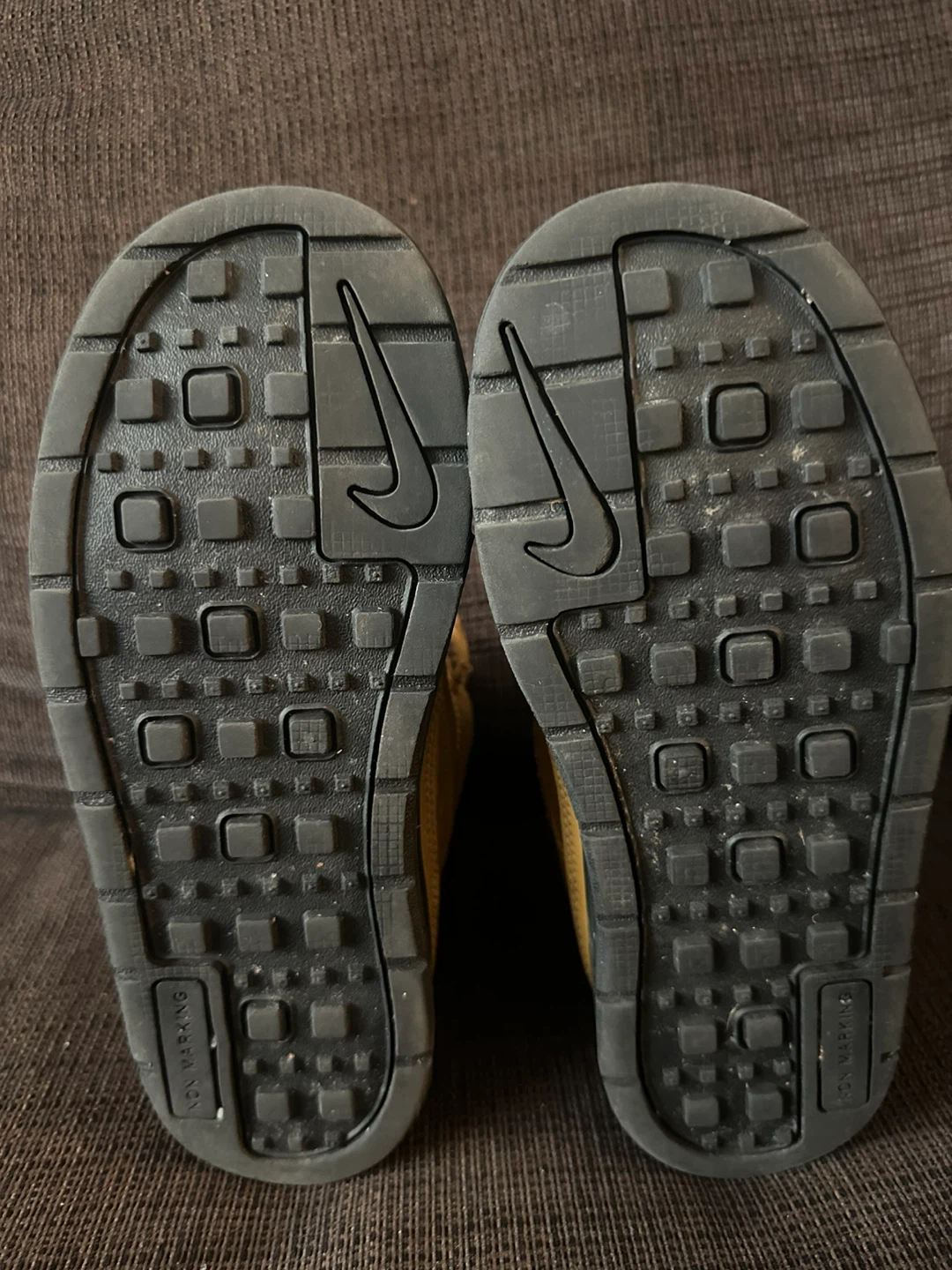 Nike Boys Size 2Y - photo 3