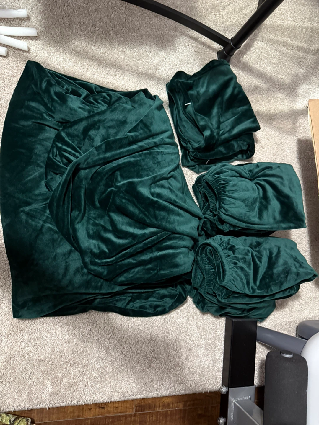 Stretch Velvet Sofa Cover Set – Dark Green (7+2 PCS) - photo 2