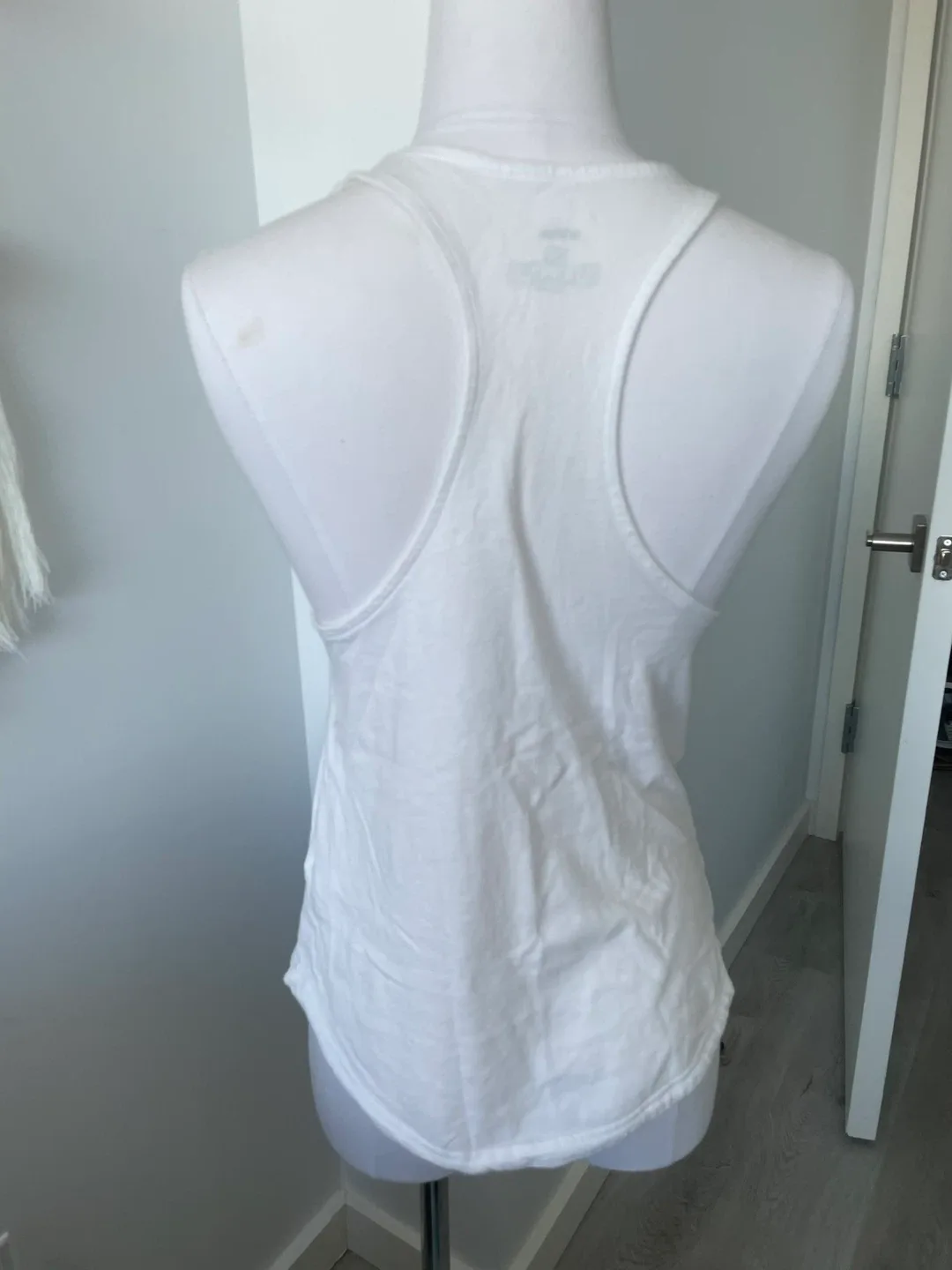Adidas White Tank Top - Size XS image indicator(2)