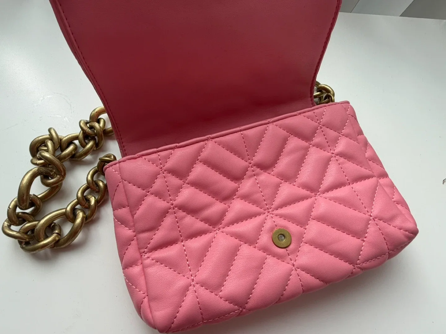 Zara Pink Quilted Chain Bag image indicator(2)