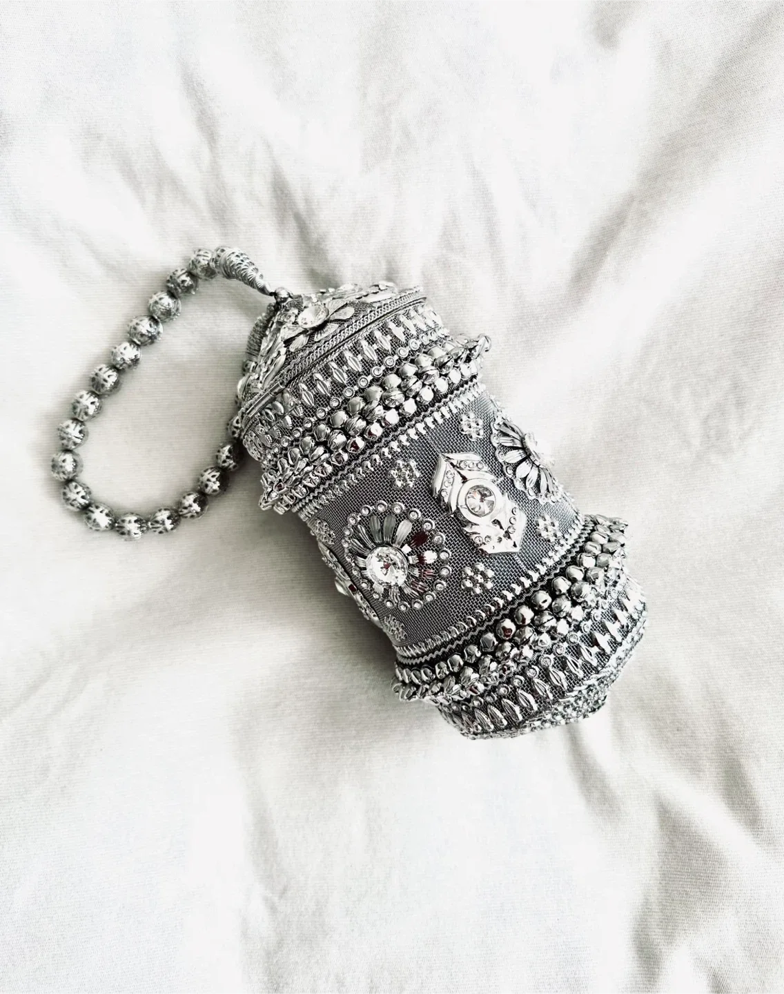 Silver Beaded Clutch Purse image indicator(2)