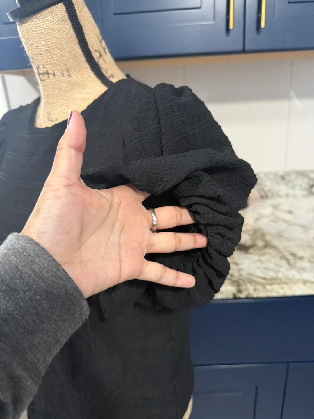 Black Puff Sleeve Top size M check more pictures image indicator(4)