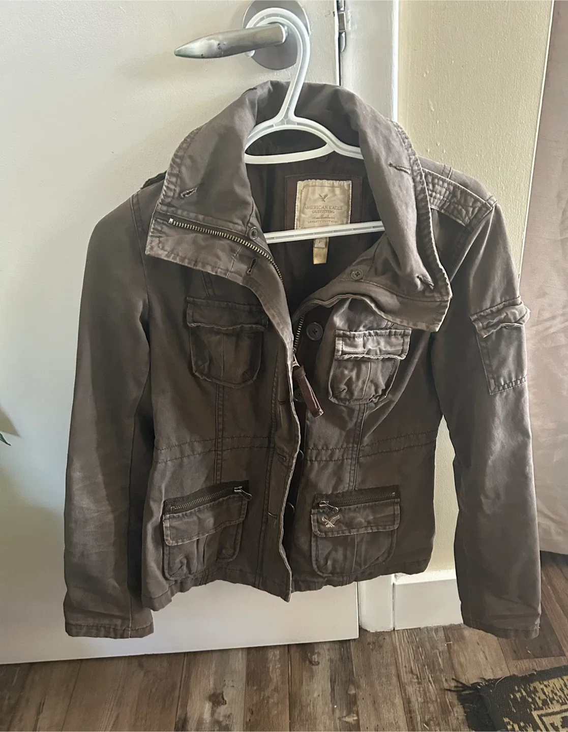 American Eagle Outfitters Jacket - Size small
