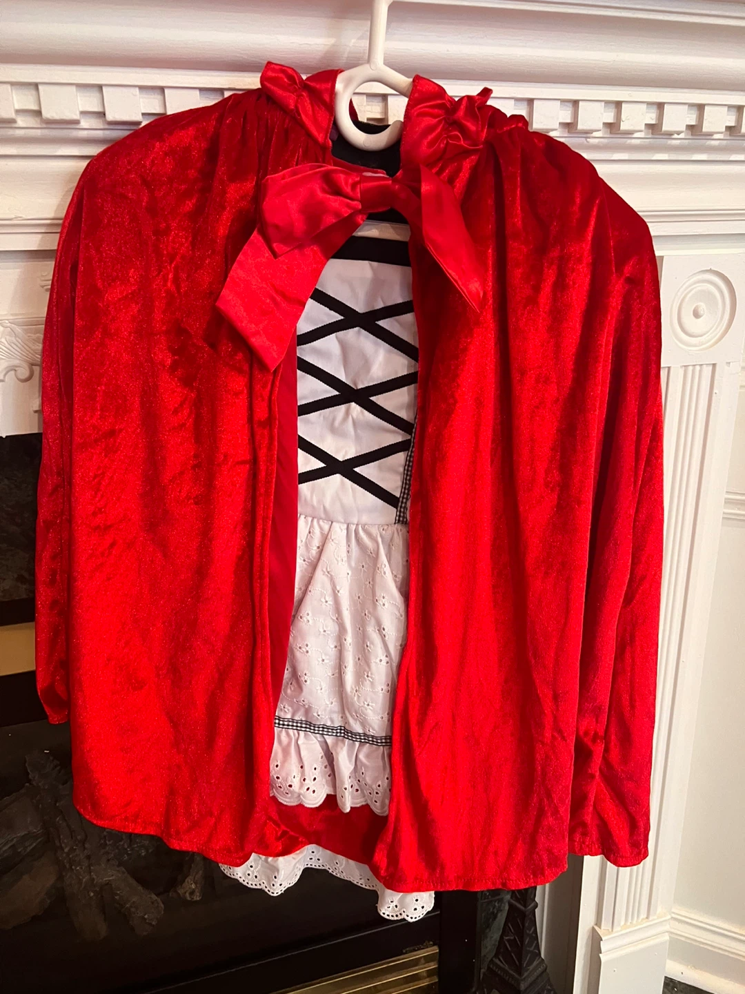 Little Red Riding Hood Costume - Size 5/6 brand new with tag - photo 2