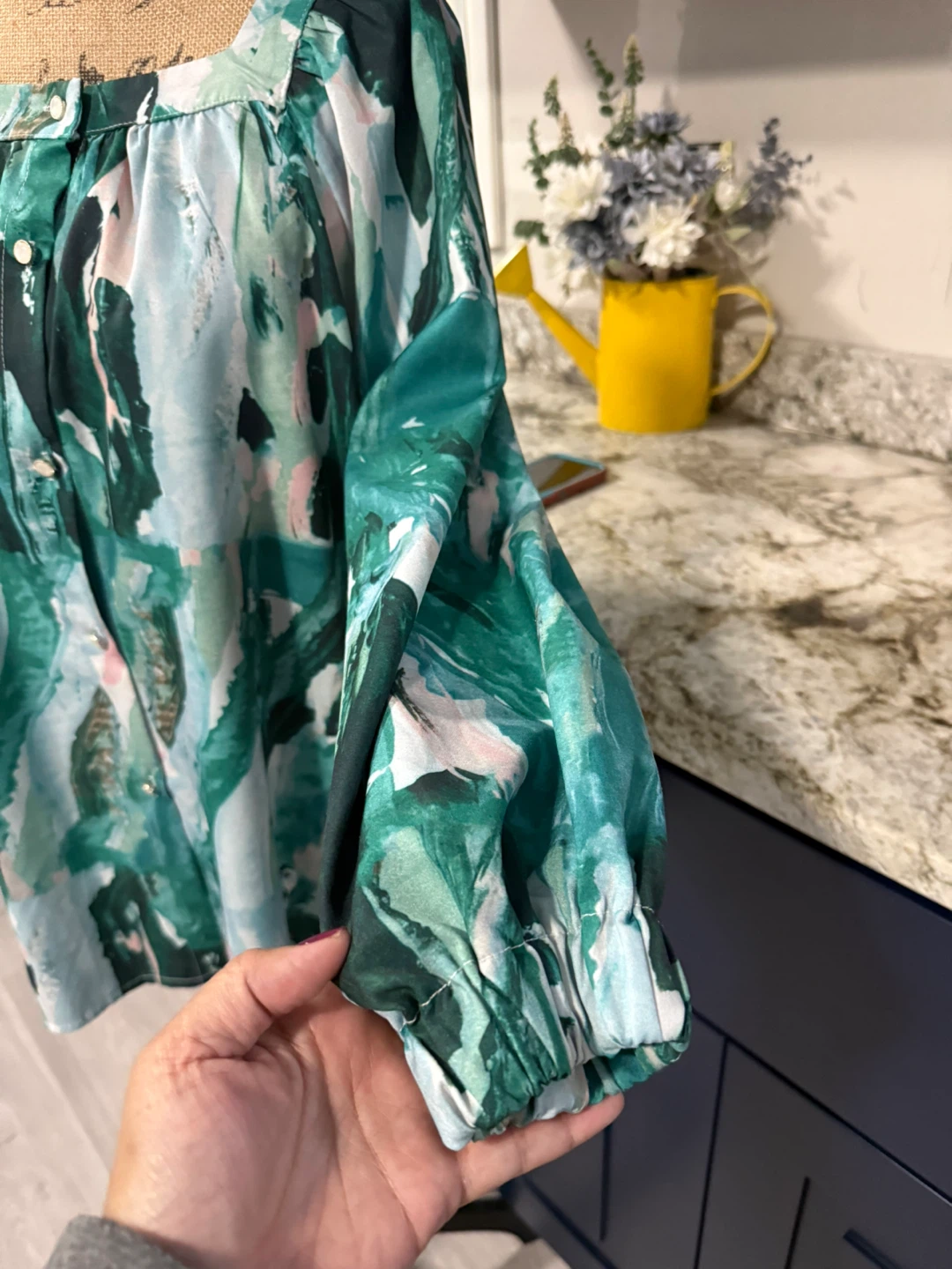 Green Abstract Print Blouse size M check more pictures - photo 5