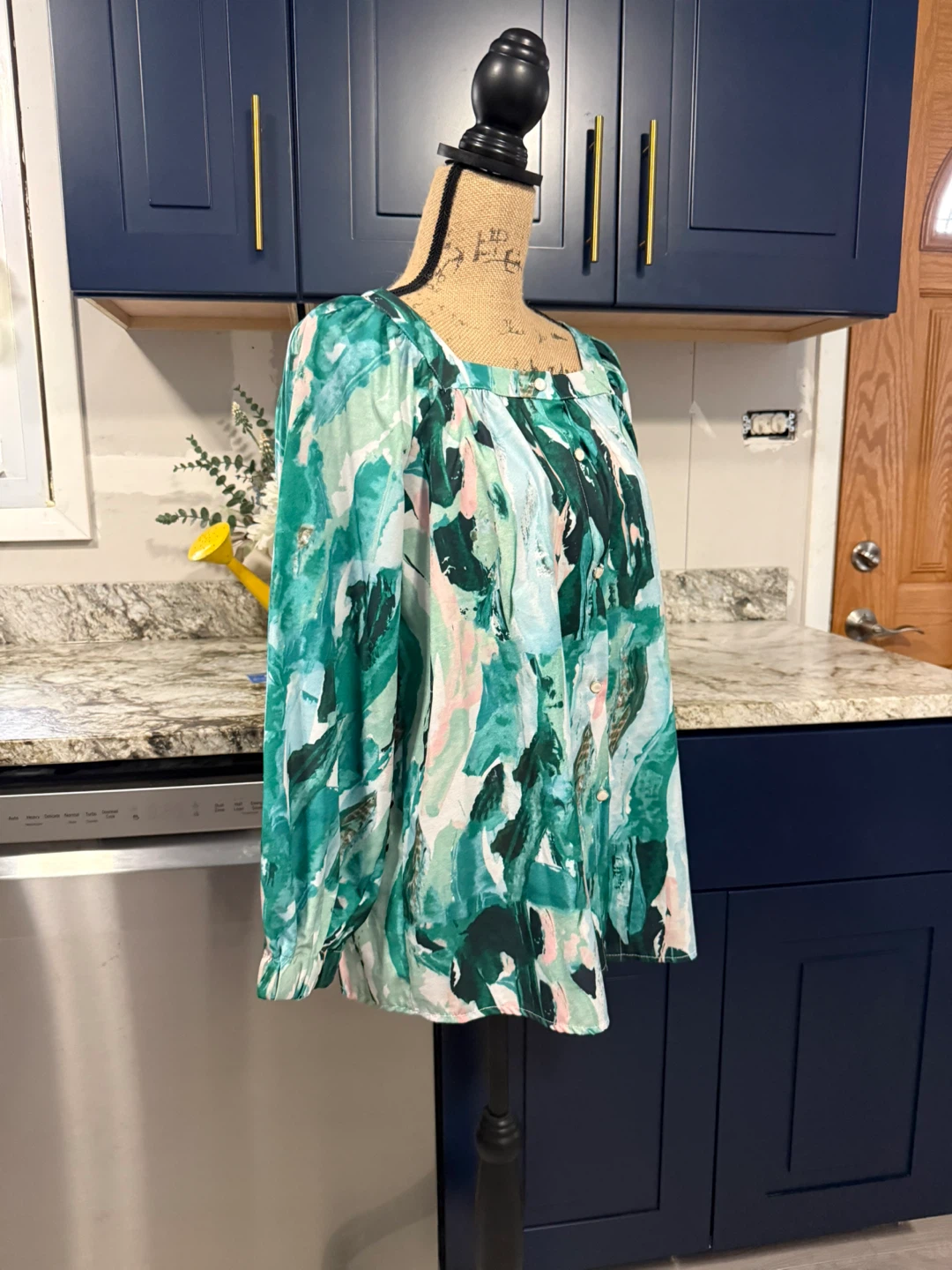 Green Abstract Print Blouse size M check more pictures - photo 3