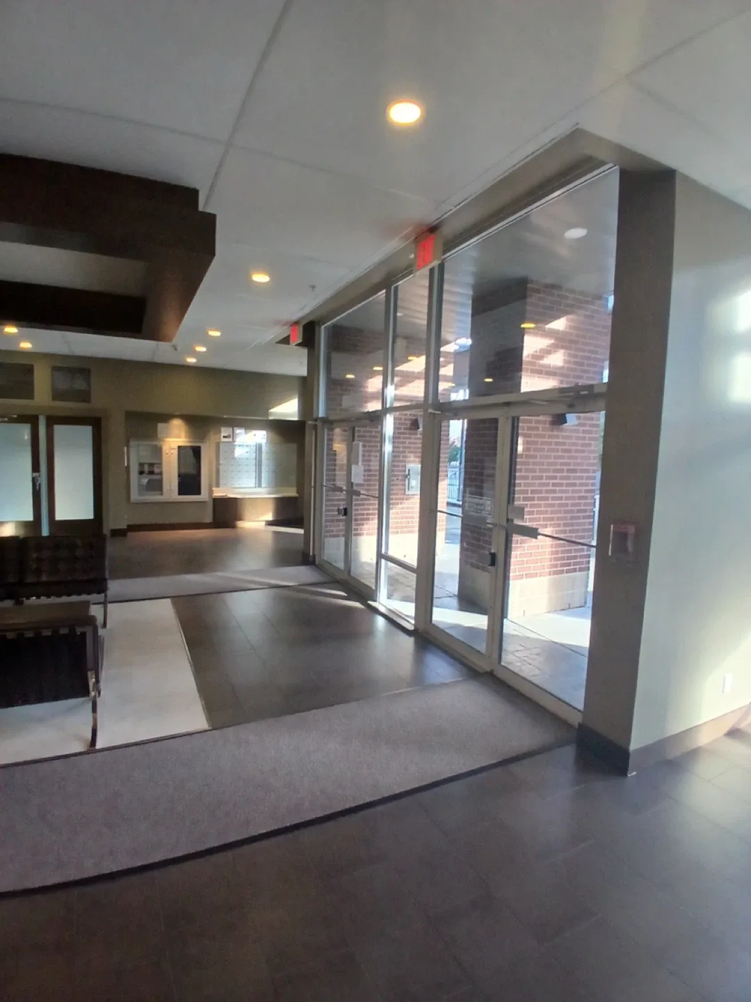 1 Bedroom 1 Bathroom Condo for Rent image indicator(2)