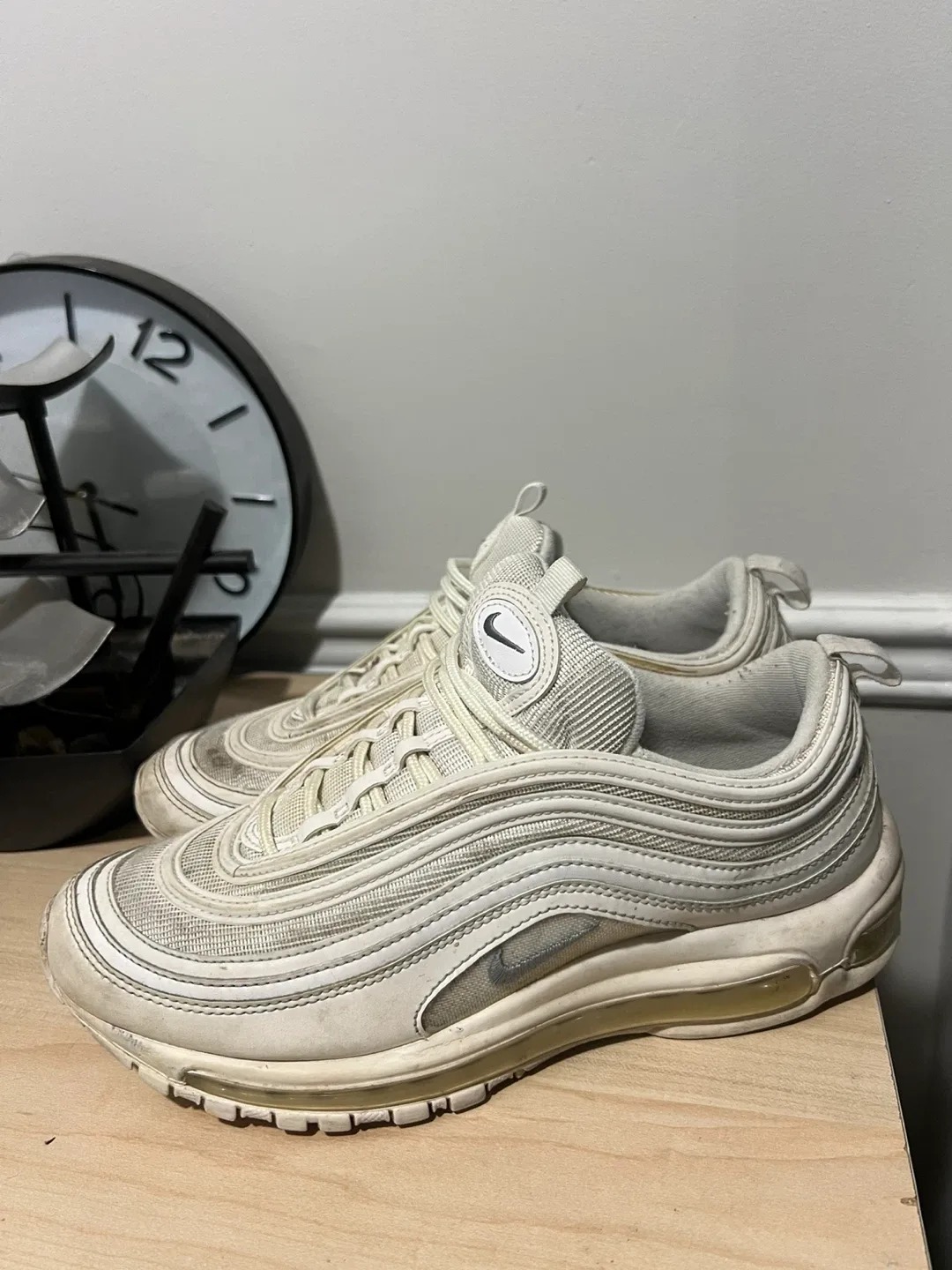 Nike Air Max 97 Triple White Wolf Grey US Mens 9 image indicator(2)