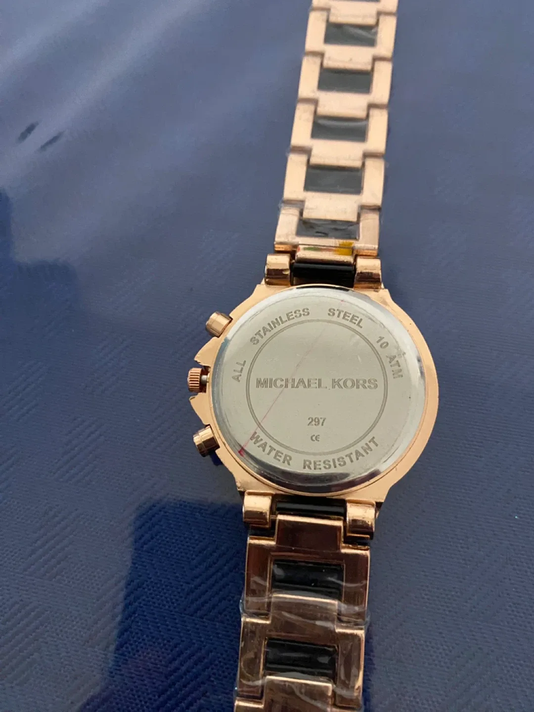 Michael Kors Ladies Watch - Rose Gold & Black image indicator(2)