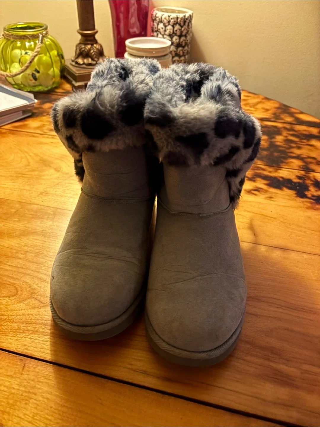 Juicy Couture Grey Boots image indicator(2)