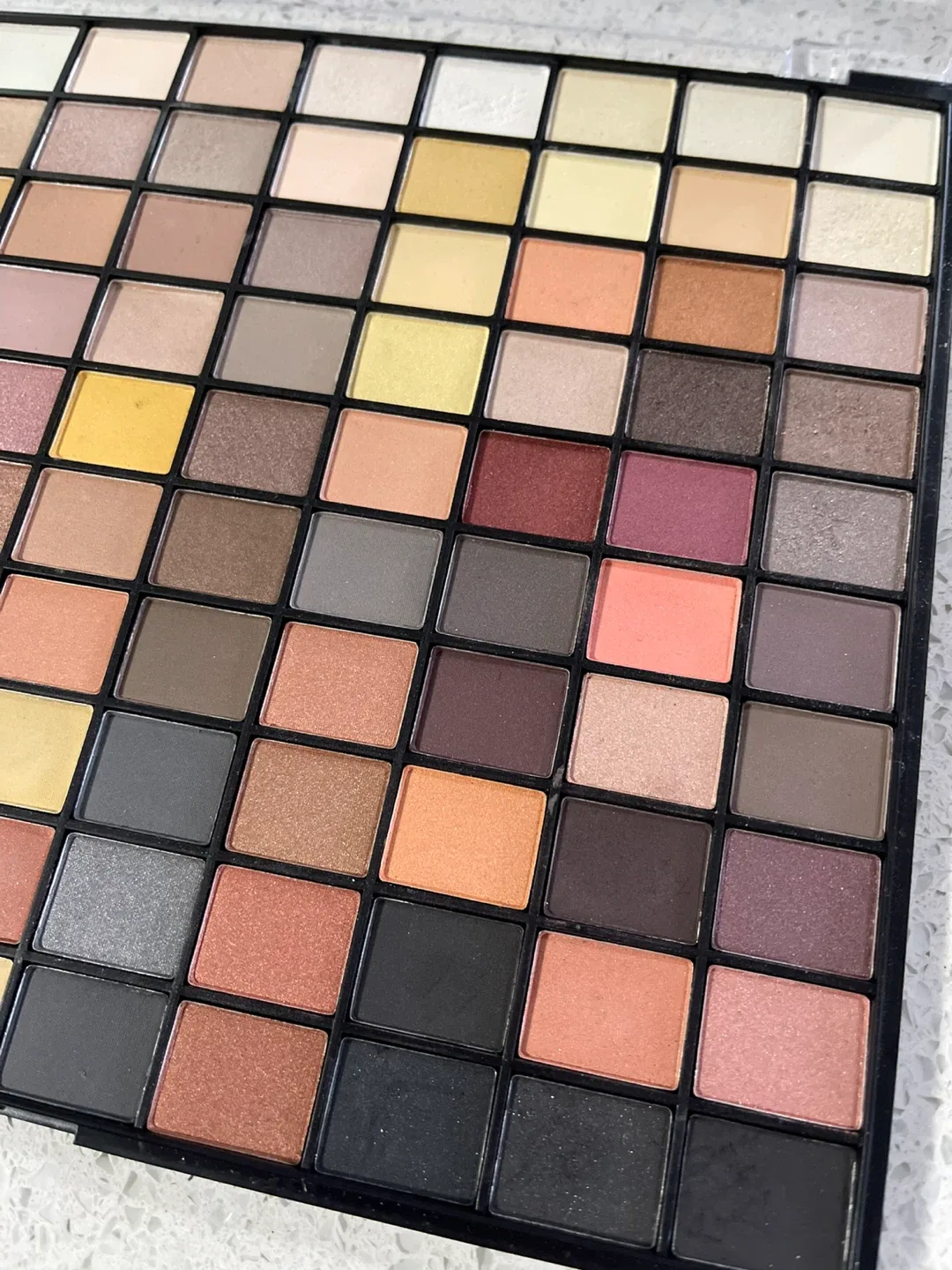 X Beauty Eyeshadow Palette image indicator(5)