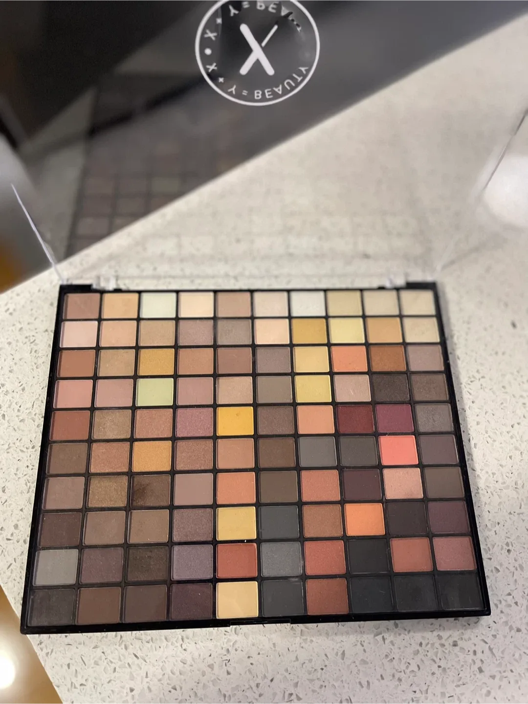X Beauty Eyeshadow Palette image indicator(3)