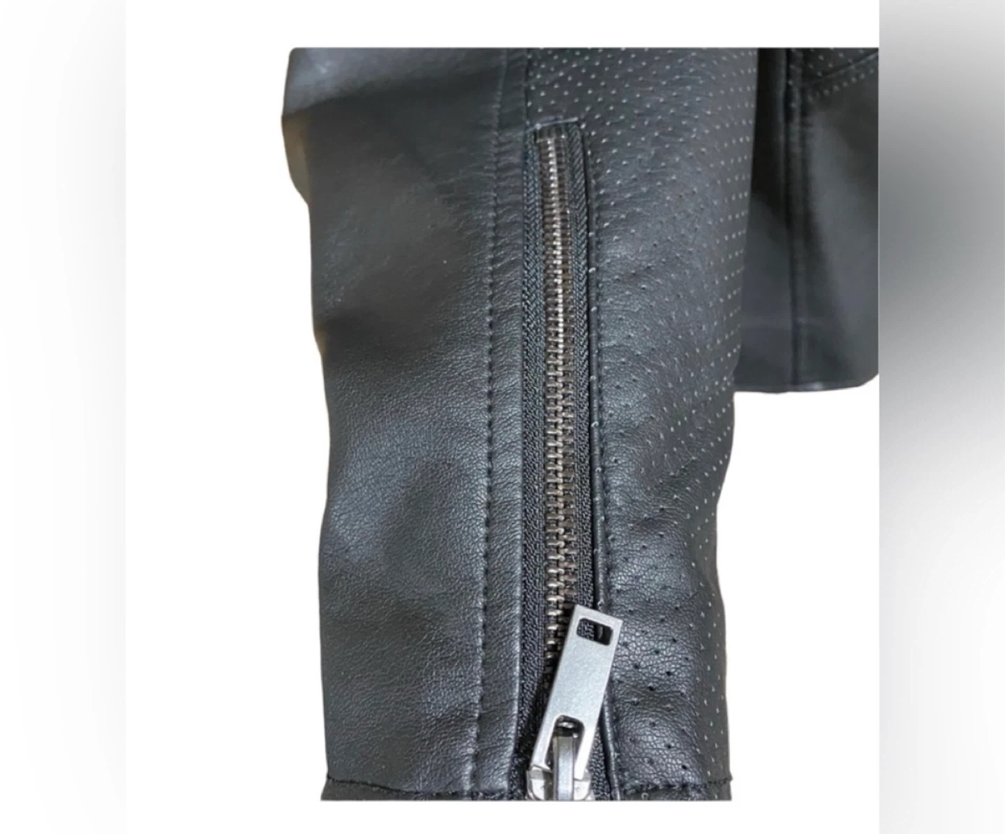 Women’s black jacket size large - photo 4
