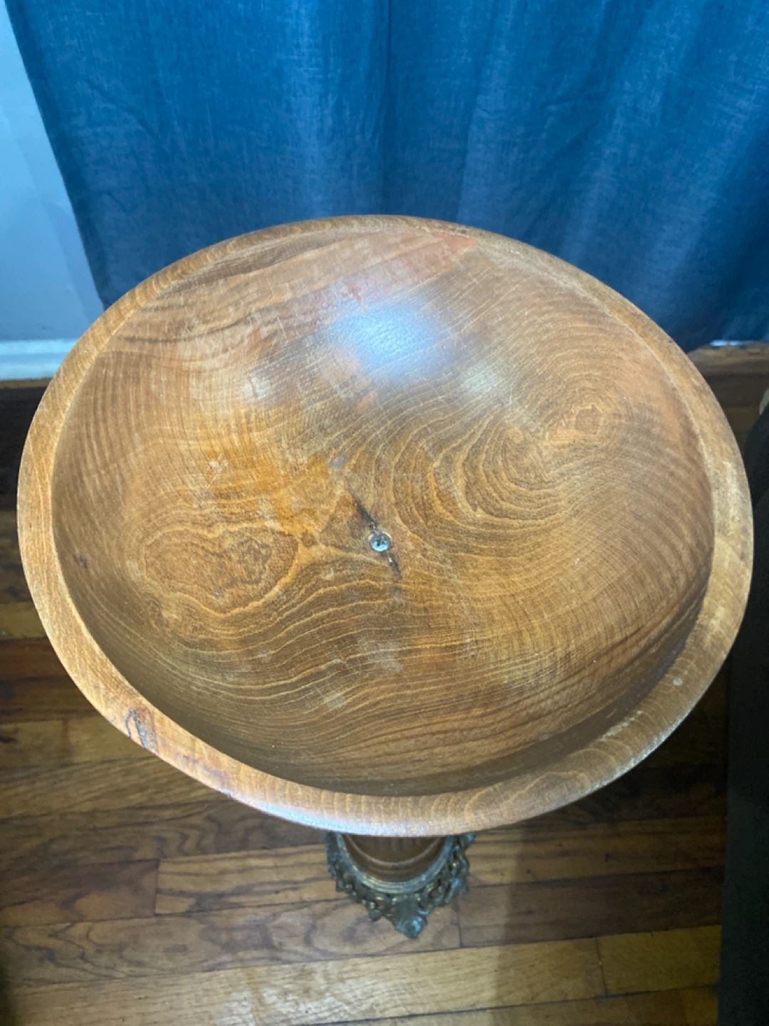 Wooden Pedestal Bowl Stand - photo 3