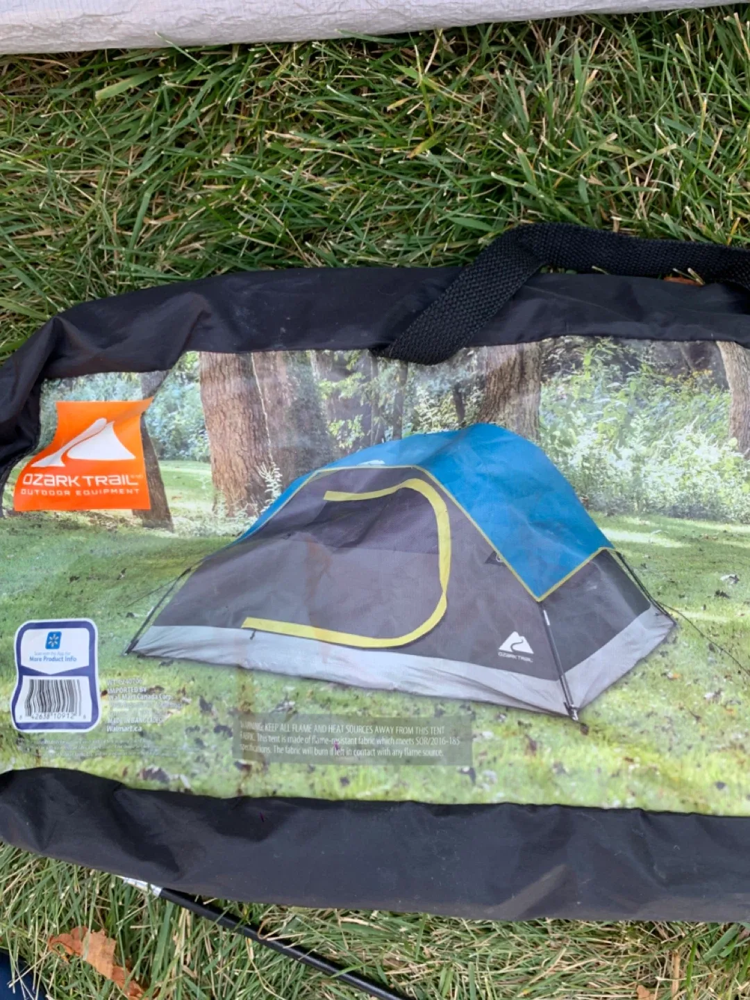 3-Person Dome Tent - front zipper broken / camping tents image indicator(3)