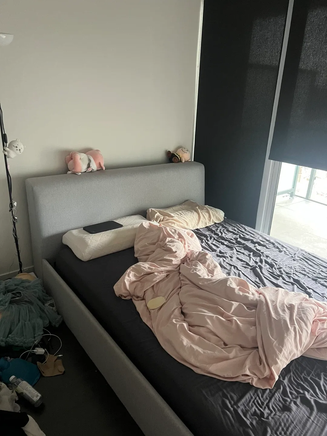 FREE Mattress (no frame) pick up Nov 30 @7am ONLY image indicator(2)