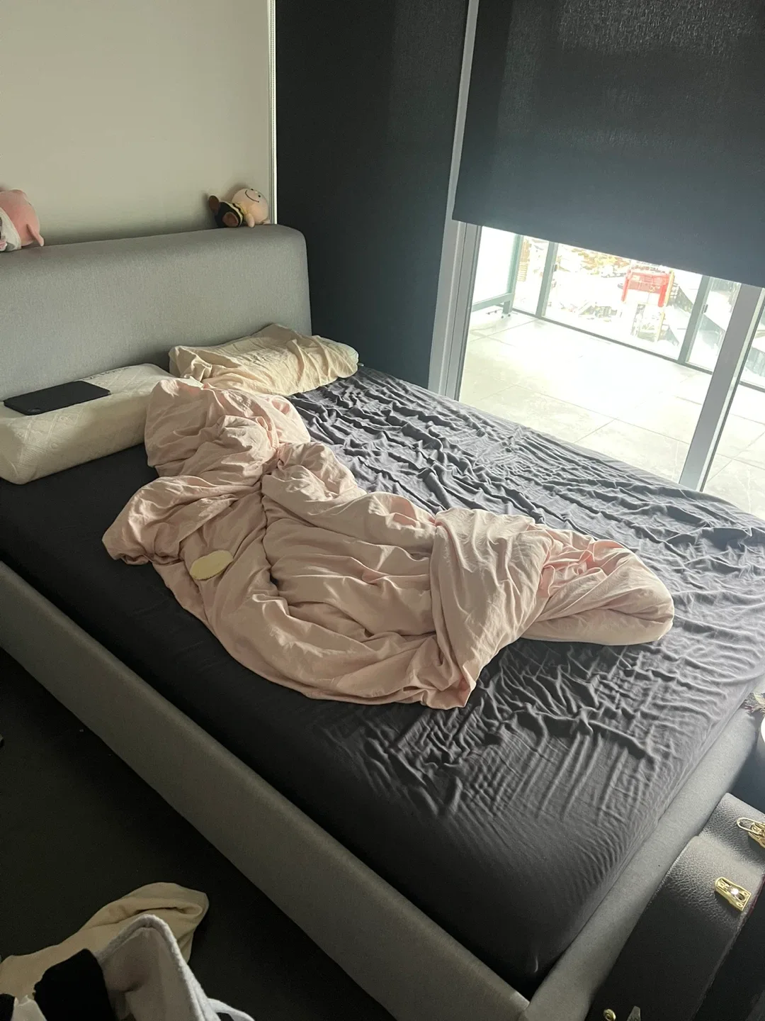 FREE Mattress (no frame) pick up Nov 30 @7am ONLY image indicator(3)