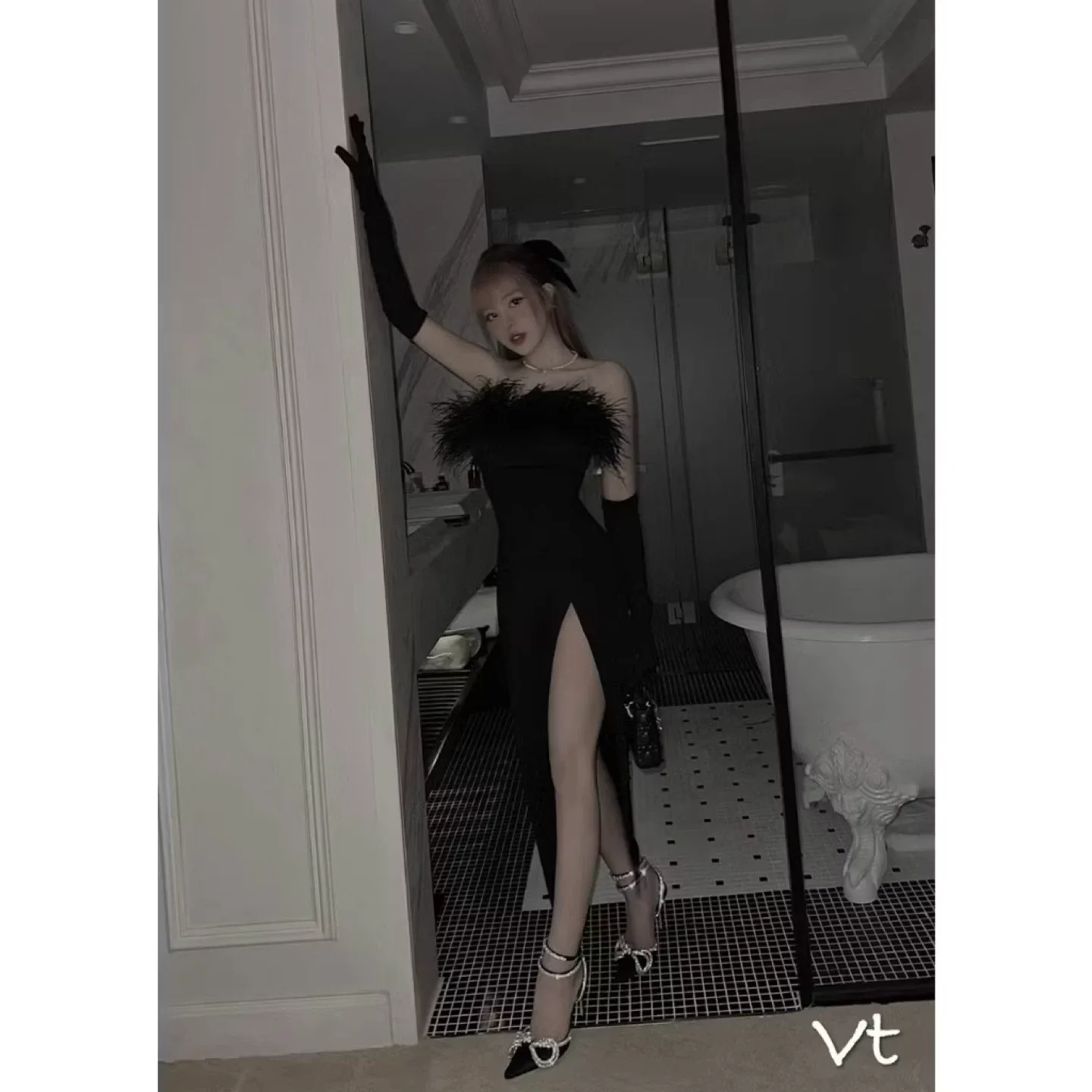 Black Feather Trim Slit Dress image indicator(3)