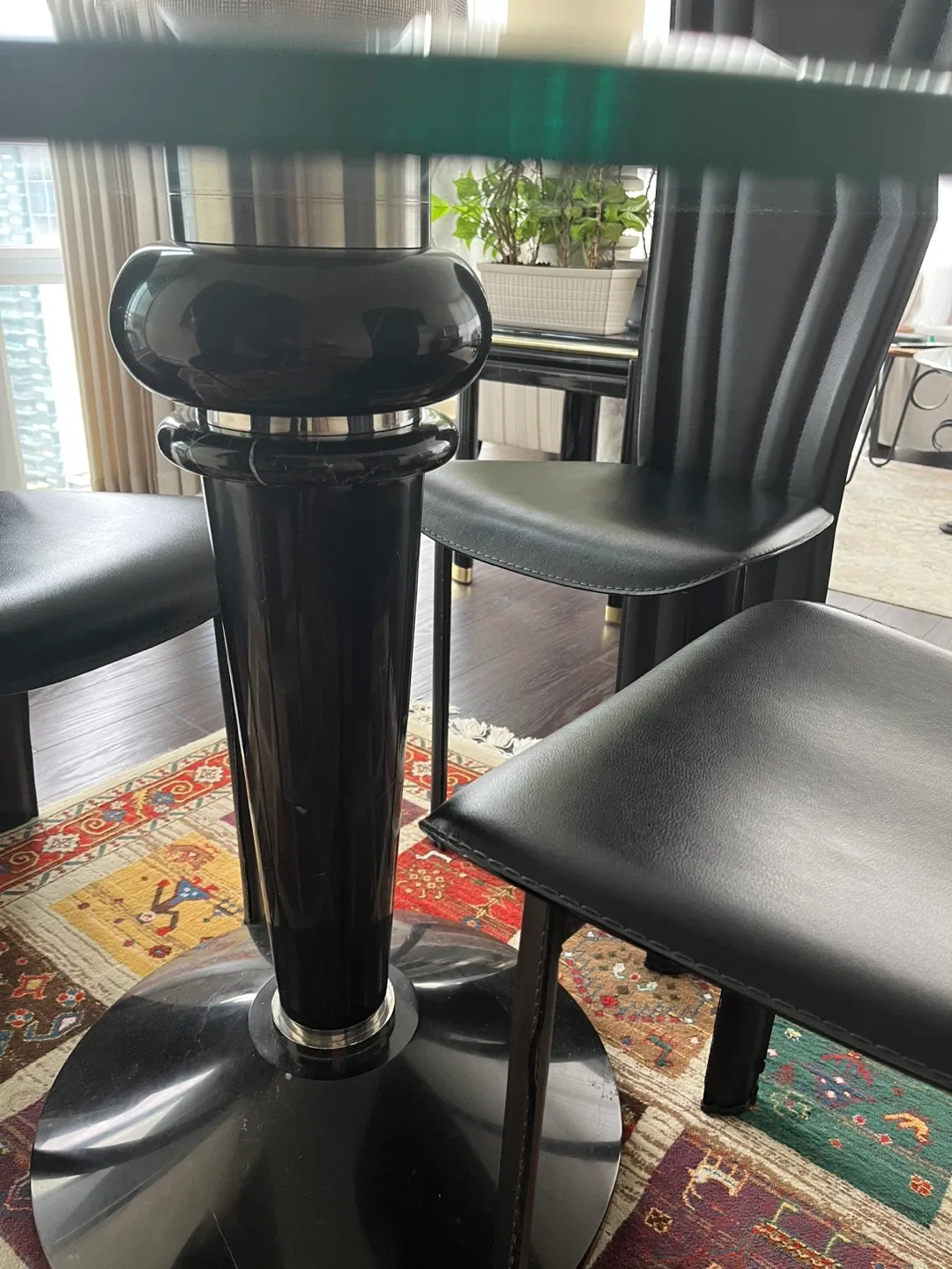 Glass Round Dining Table with 4 Black Chairs image indicator(2)