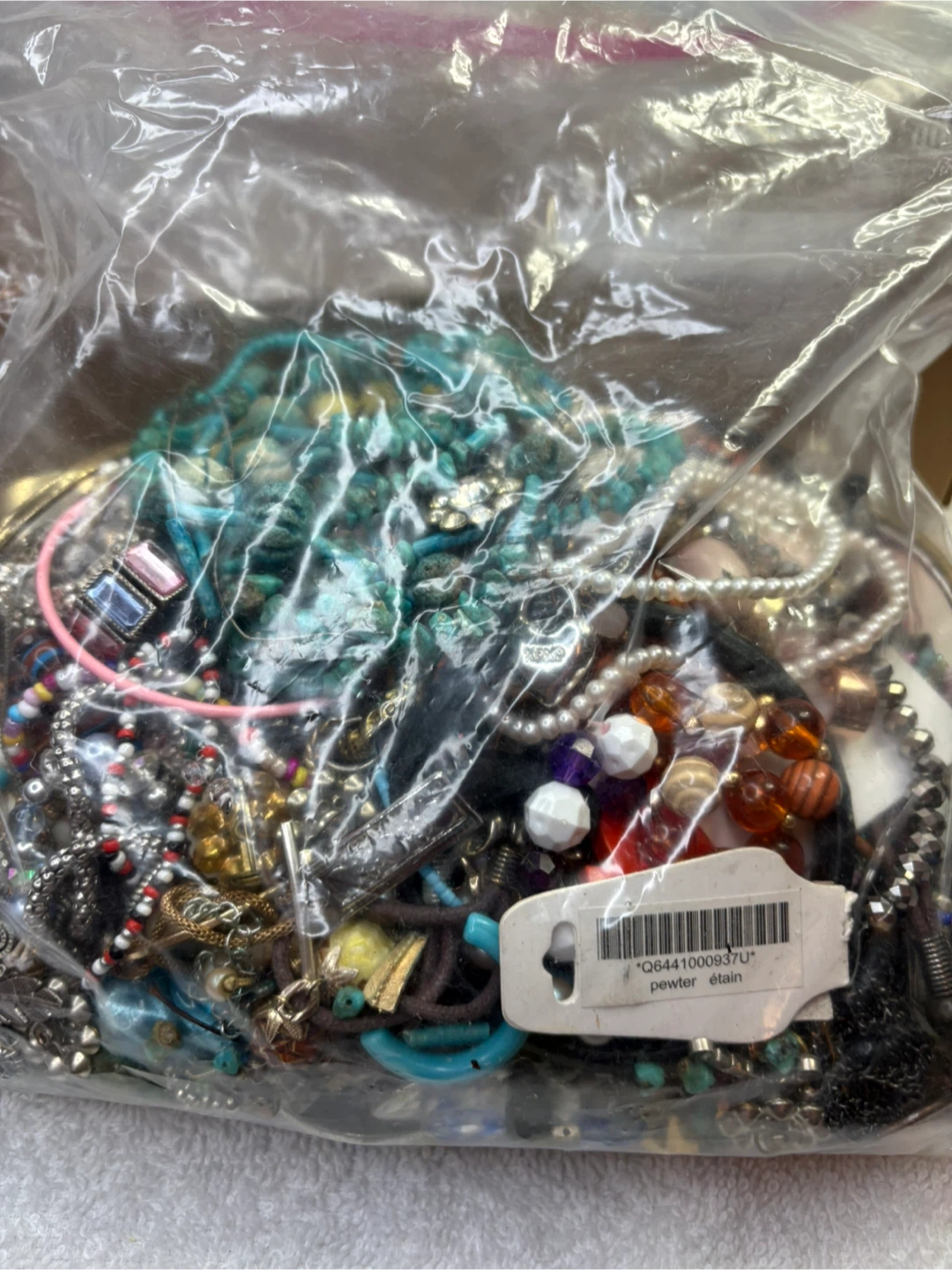 2.6 pounds of craft jewelry lot