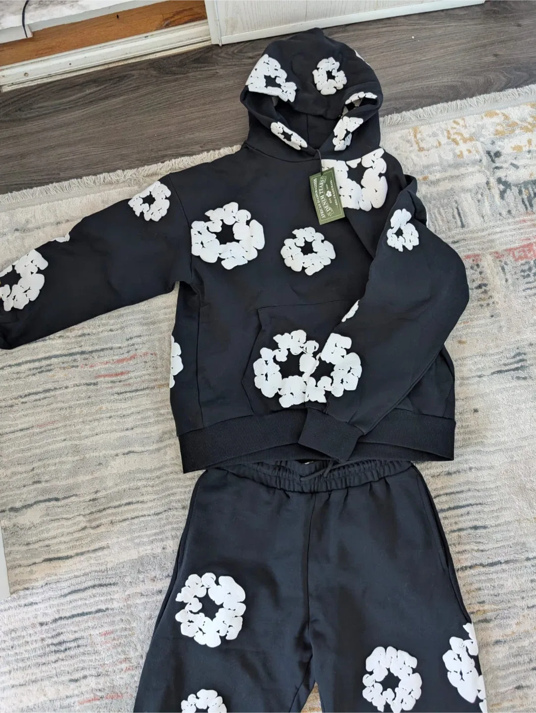 Denim Tears Black Floral Hoodie & Sweatpants Set image indicator(3)