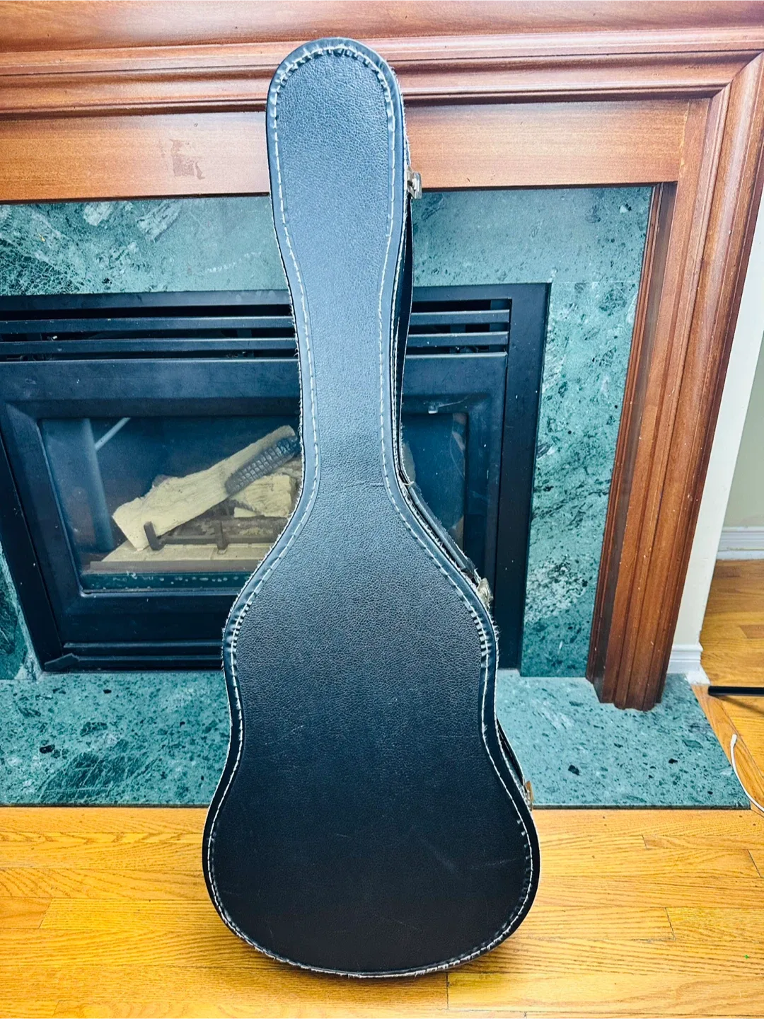 Guitar Hard Case image indicator(3)